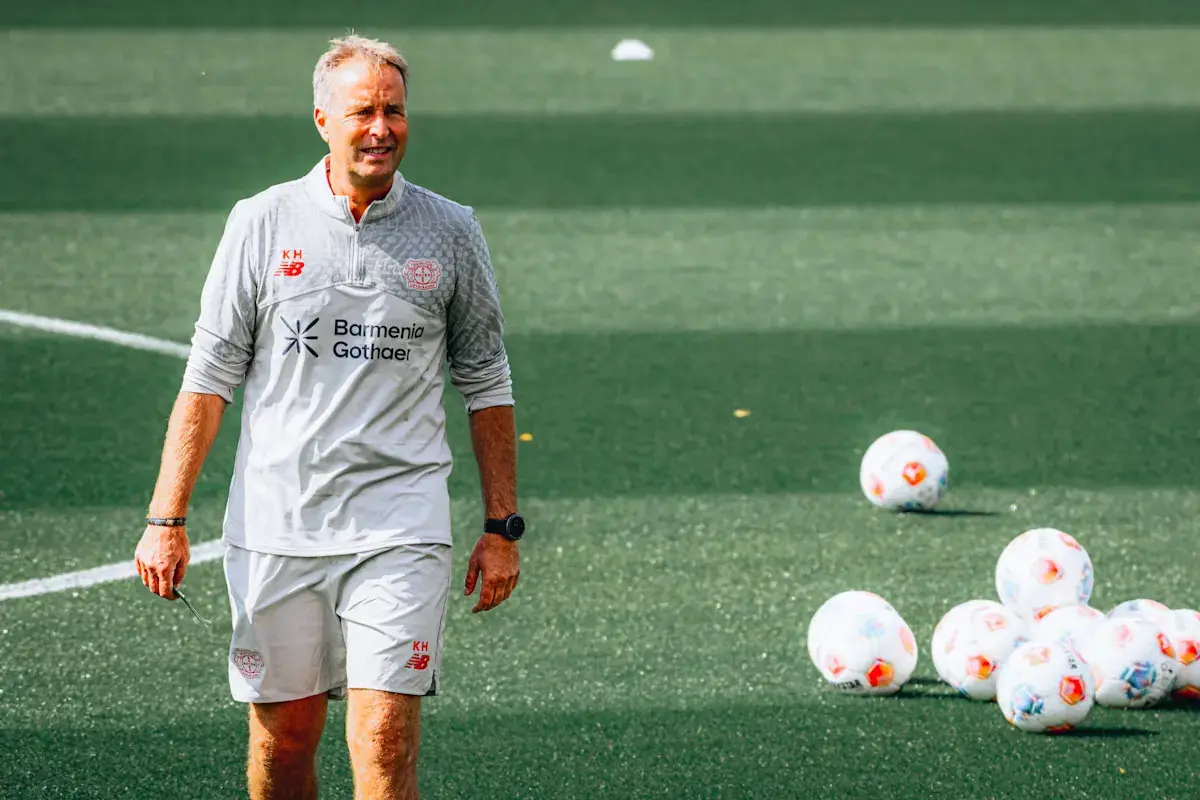 原本他计划, 确首秀就证, 梯队提拔了 原本他计划, 确首秀就证, 梯队提拔了