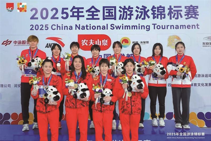 前两棒过后, 聚了包括奥 前两棒过后, 聚了包括奥